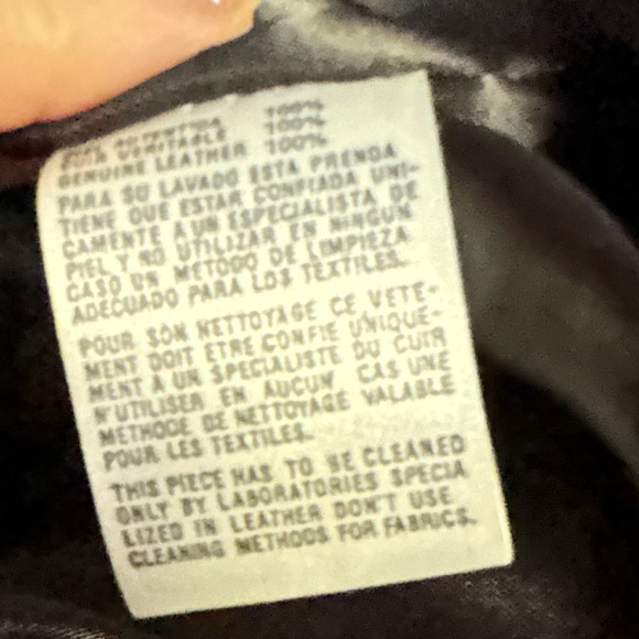 Lamb skin and ostrich leather vest - Picture 10 of 10